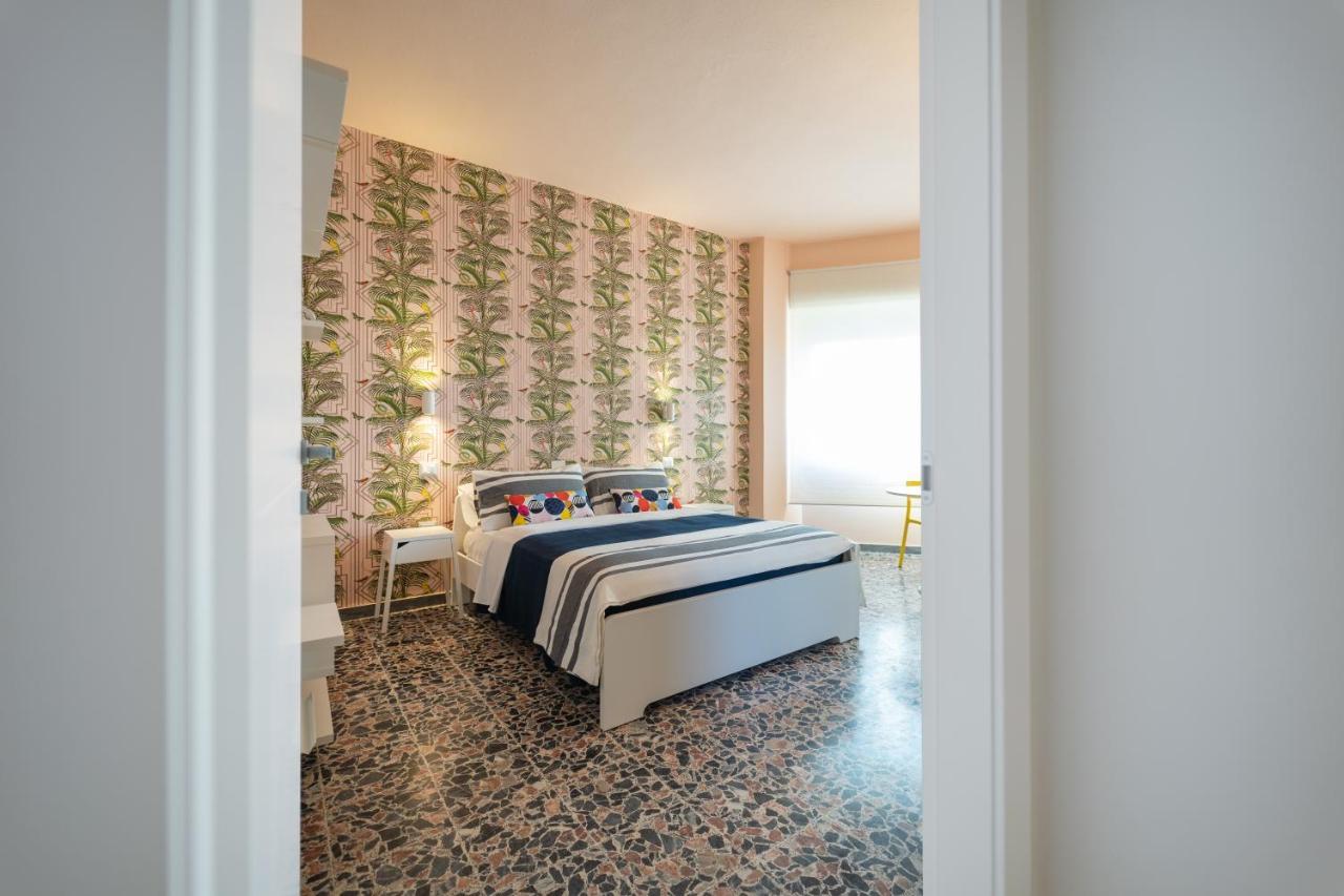 Budget Rooms Sonnino 37 Cagliari Exterior photo