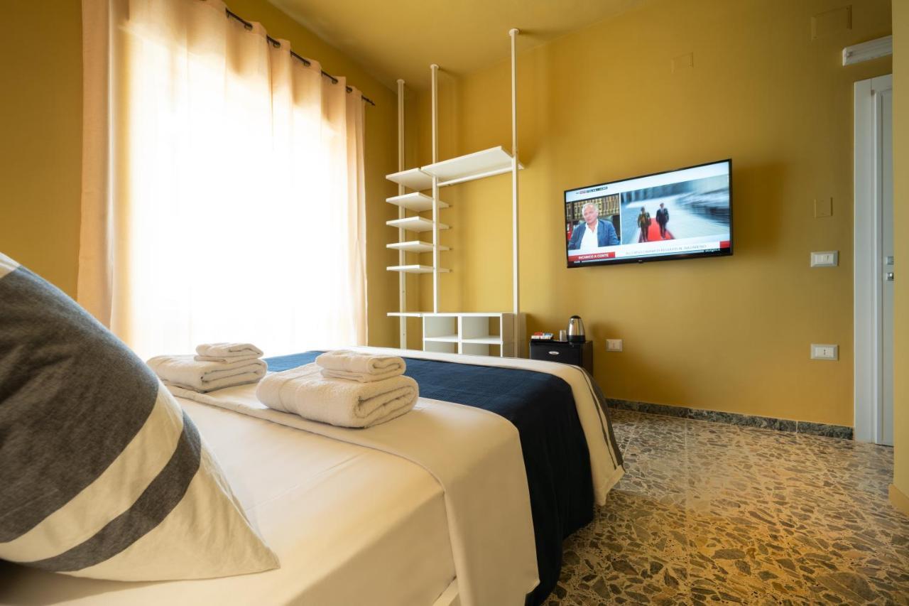 Budget Rooms Sonnino 37 Cagliari Exterior photo