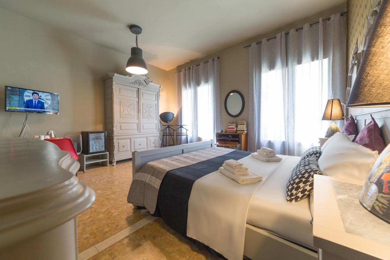 Budget Rooms Sonnino 37 Cagliari Exterior photo